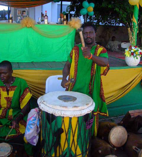 Woshishijee drummers